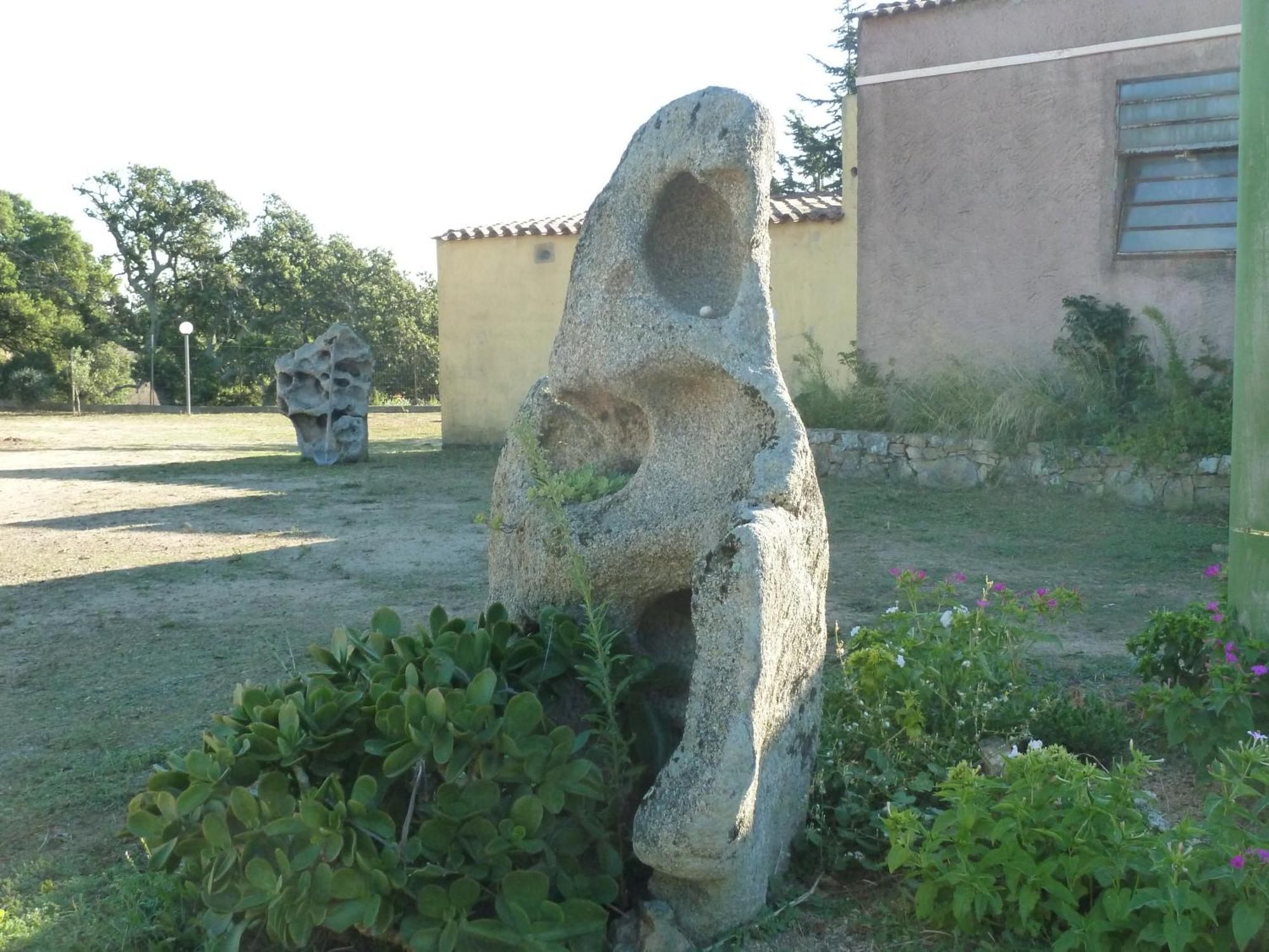 Agriturismo Vaddidulimu Luogosanto Kültér fotó
