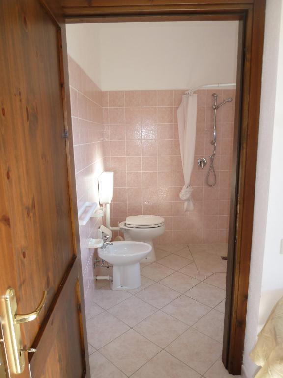 Agriturismo Vaddidulimu Luogosanto Szoba fotó